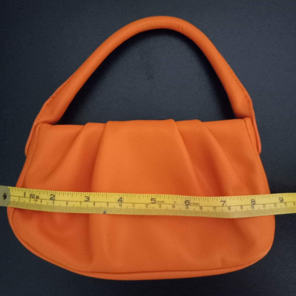 Hand Purse - Picture 3 of 5